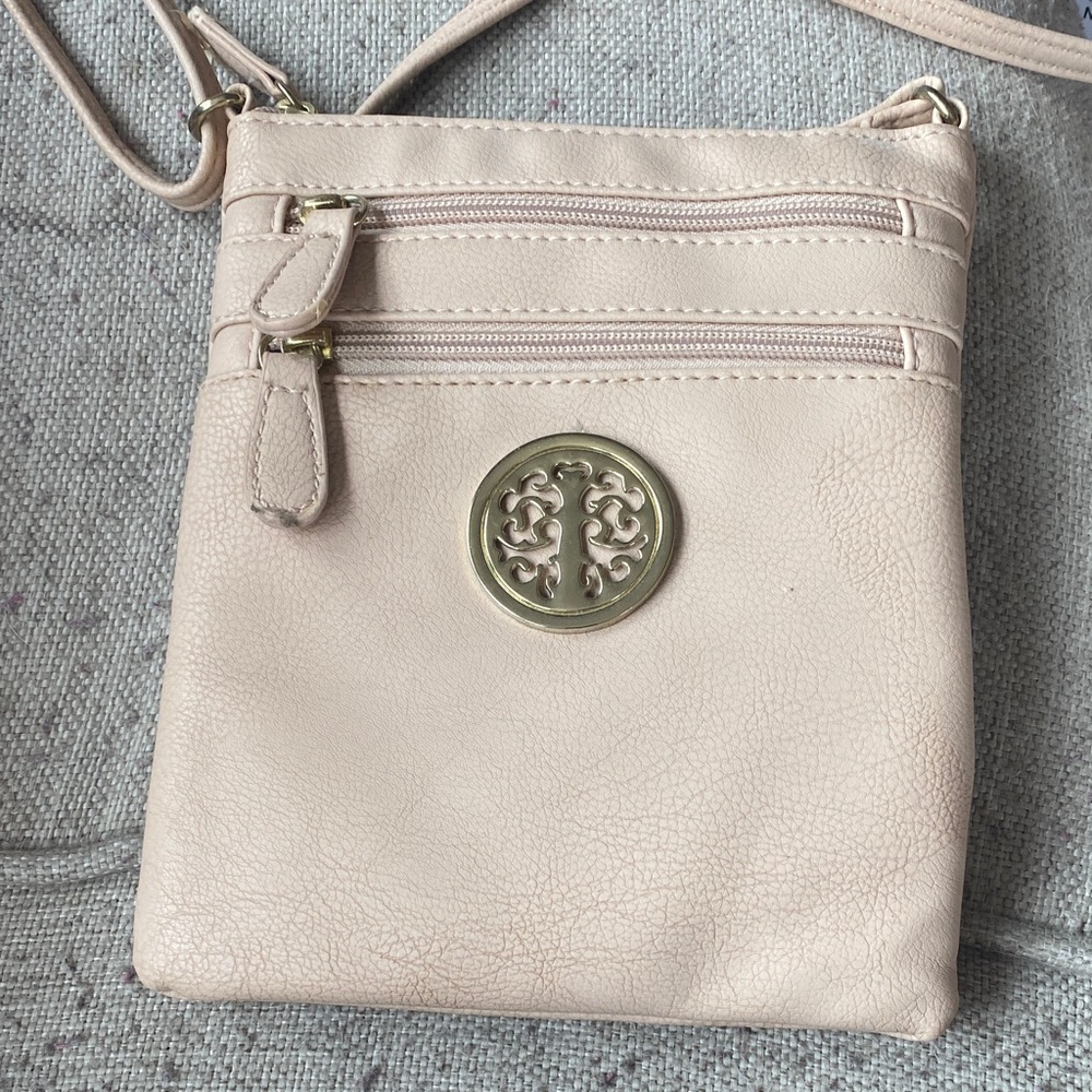 Elegant Cream Crossbody Bag